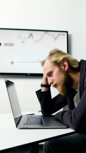 Read more about the article Do 72% of Founders Struggle with Mental Health? The Truth Behind the Struggles in 2025