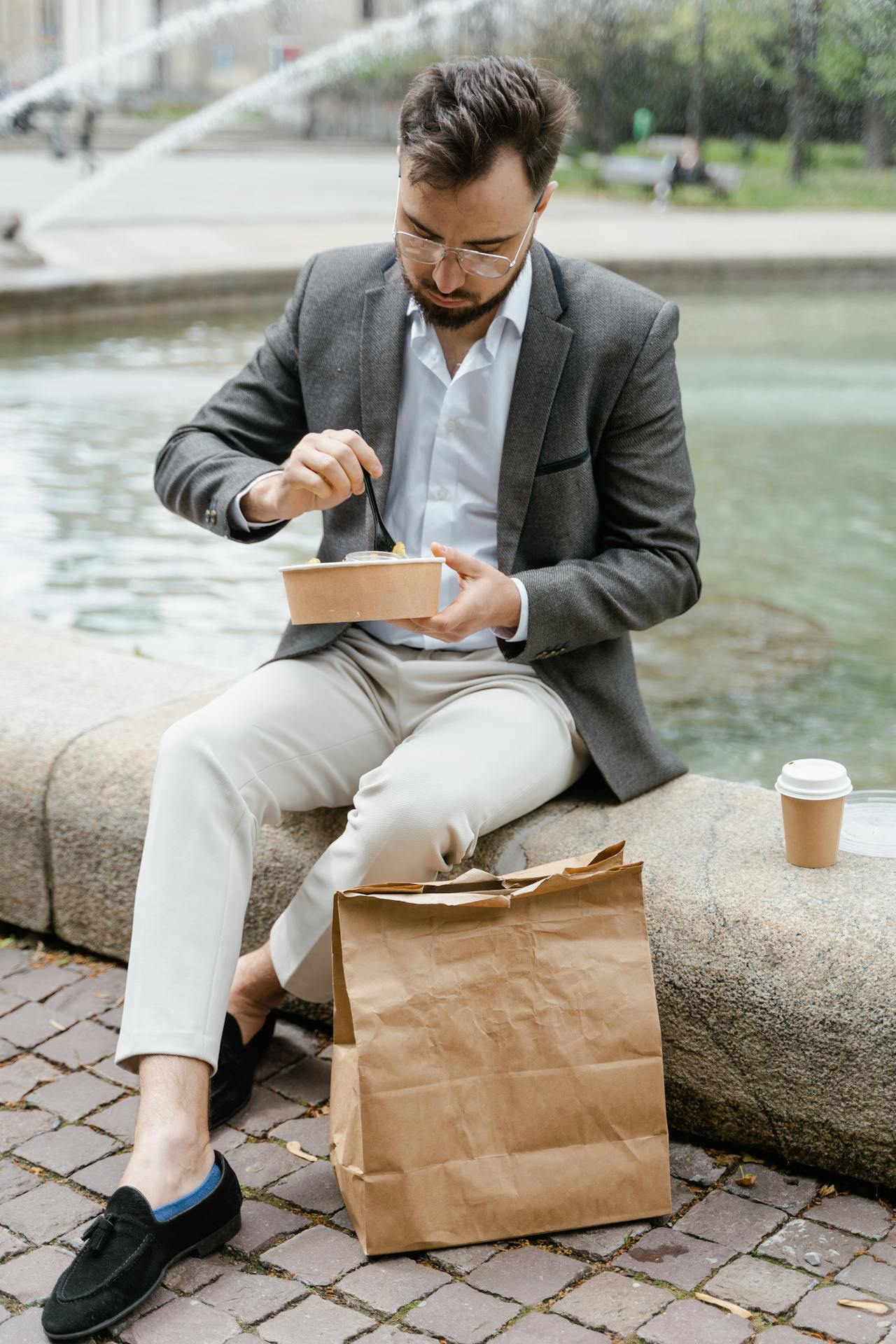 You are currently viewing Quick and Easy Meal Plans for Busy Individuals: Discover the Best Hacks for Healthy Eating in 2025