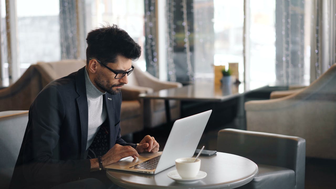 You are currently viewing How Do You Mentally Prepare for Entrepreneurship? Strengthen Your Mindset for Success in 2025