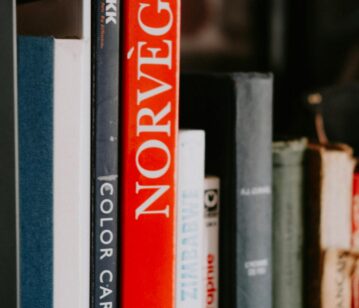 What Are the Best Books on Resilience? Master Challenges and Build Strength in 2025
